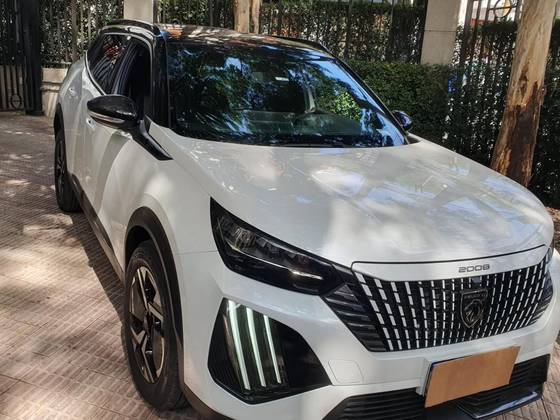 PEUGEOT 2008 1.0 TURBO 200 FLEX GT CVT